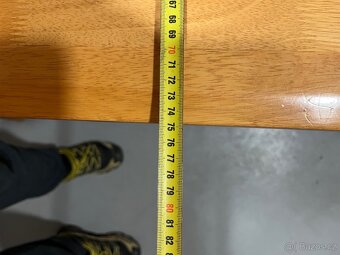 Jídelní stůl z masivu 120/75/74 cm - 6
