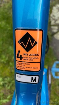 Canyon Strive CFvel. M - 6
