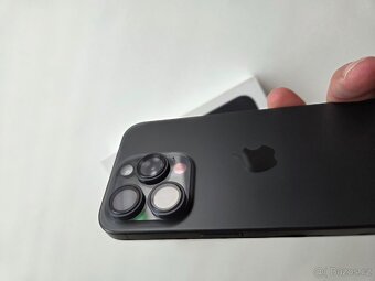Prodám iPhone 15 pro 128GB Black Titanium - 6