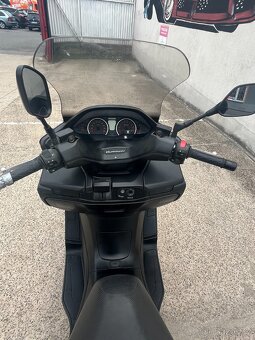 Suzuki Burgman 400 - 6