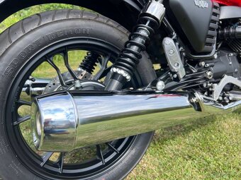 Prodám MOTO GUZZI V7 II STONE - 6