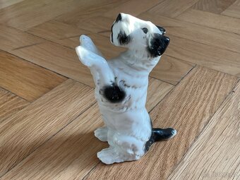 Starožitné porcelánové figurky psů - 6