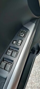 Mitshubishi Outlander 2,0 DI-D, 4x4 - 6