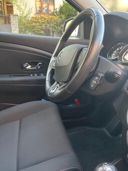 Renault Megane combi - 6