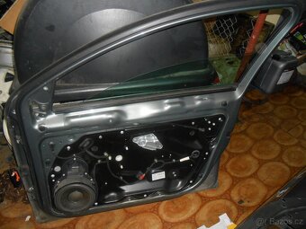 prodam bocni dvere vw passat b6 kombi , 3C . rok 2008 - 6