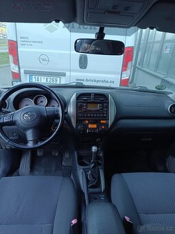 Toyota RAV4 r.v 2.0 benzín r.v 2006 - 6