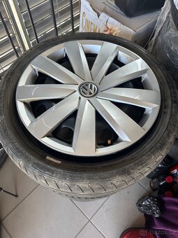 VW R16 plechové disky kola ráfky originál - 6