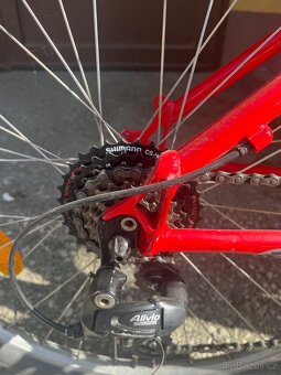 MTB horské juniorské kolo GT AVALANCHE 2.0 vel.S/3x8/26" - 6