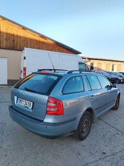 Škoda Octavia 2 1.9 77kw BJB kombi - 6