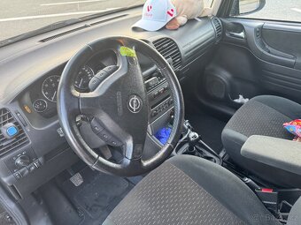 Opel Zafira A 2.2 dti 2004 - 6