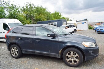 Volvo XC60 D5 2.4D 4X4/TAŽNÉ/AUT/NEJEDE/ - 6