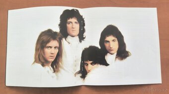 Queen-II - 6