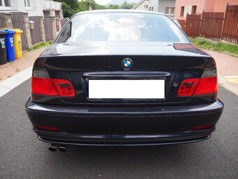 BMW Řada 3 330 CI - 6