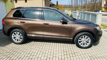 Prodám Volkswagen Touareg II 7P, 3.0TDI, CZ, servisní kniha - 6