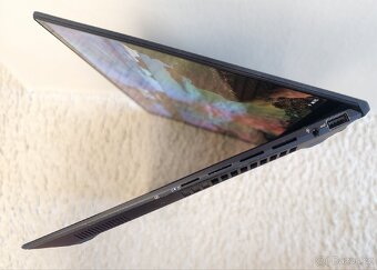 Asus Zenbook OLED UM5401QAB - 6