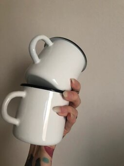 2 plechové hrnky - 6