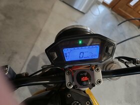 Ducati monster 600 - 6
