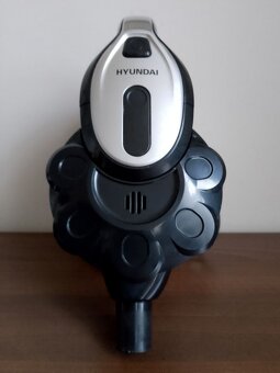 Tyčový vysavač Hyunday VC800 - 6
