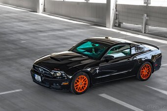 Prodám Ford Mustang 2014 3.7 - 6