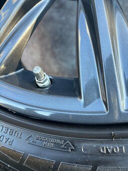 riginální Alu kola 5x112 BMW 5 G30,G31 245/45/18 - 6