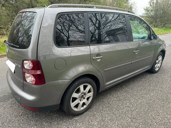 Volkswagen Touran 2.0 TDi MODEL 2008 MOŽNO NA SPLÁTKY - 6