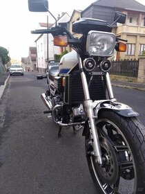HONDA VF 750s - 6