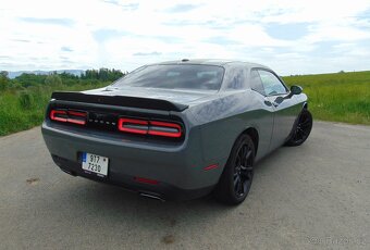 Dodge Challenger SXT 2018 (V6) - 6