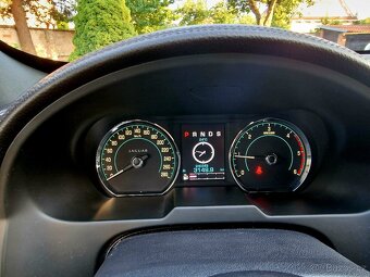 Jaguar XF Sportbrake - 6