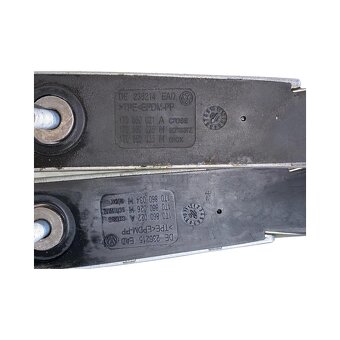 Hagusy chromové 1T0860021A 1T0860021A VW Touran Cross 2009 - 6