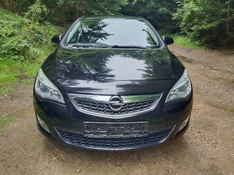 Opel Astra J 1.4i 88 kW 130km 1 majitel - 6