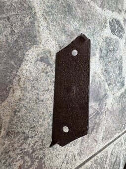 Starožitný zámek asi k truhle - 6