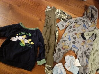 Balík oblečení 0-6 měsíců - 6