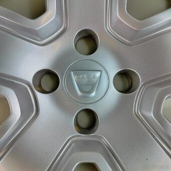 Originální poklice Dacia 15" - 6