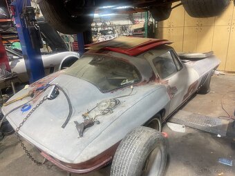 CORVETTE - nejkrásnější auto USA - 6