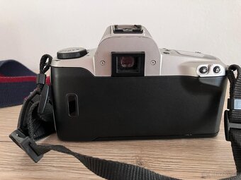 Canon EOS 500N a objektiv 28-80 mm - 6