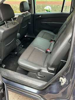 Opel Zafira 1.9 CDTi, 110 kW, r.v. 2008 – 7 míst - 6