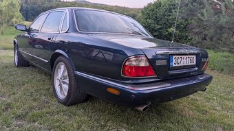 Jaguar Sovereing XJ8 - 6