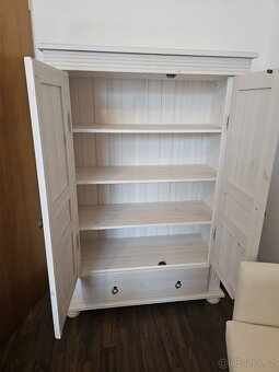 Celodřevěná ložnice Postel s úložným prostorem. - 6