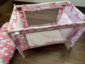 Postýlka a autosedačka pro panenky + peněženka jednorožec - 6