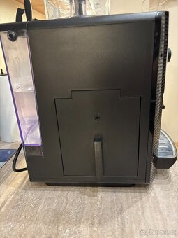 Krups Essential EA810B70 - 6