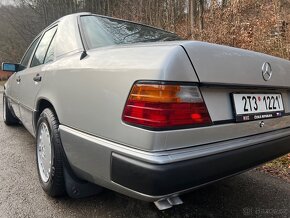 MERCEDES BENZ W124 260E BEZ KOROZE PŮVOD ČR - 6