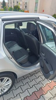 Renault Clio Combi 1.2 tce 74kw 2011 - 6