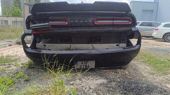 Dodge Challenger 6.4 SRT náhradní díly - 6