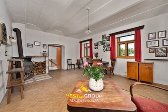 Prodej historické chalupy 120 m2, pozemek 1726m2 - Polička - - 6