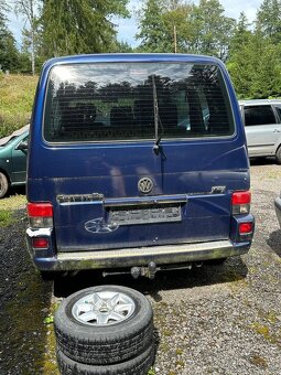 Volkswagen Caravelle - 6