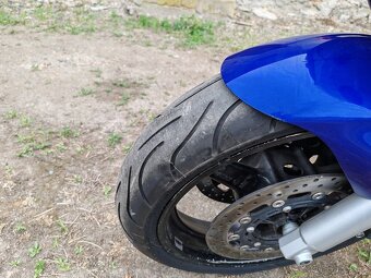 Yamaha r6 - 6