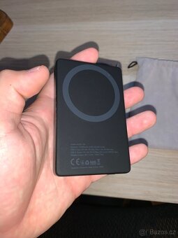 iPhone XR 64GB + příslušenství - 6