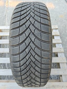 ZIMNÍ PNEUMATIKY SEMPERIT 215/65 R17 99H - 6