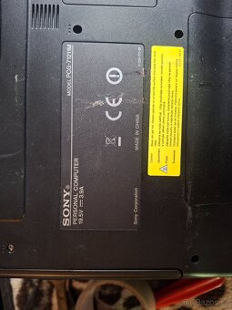 Staré notebooky 8 kusu - 6