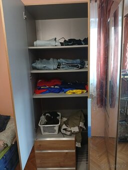 šatní skřínˇ - 6